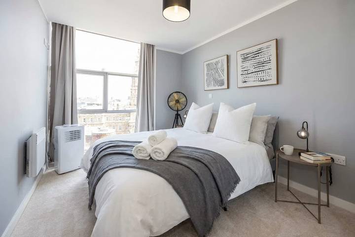 Appartamento intero, Stunning Skyline 1Br Liverpool Apartment w Parking in Liverpool, Merseyside