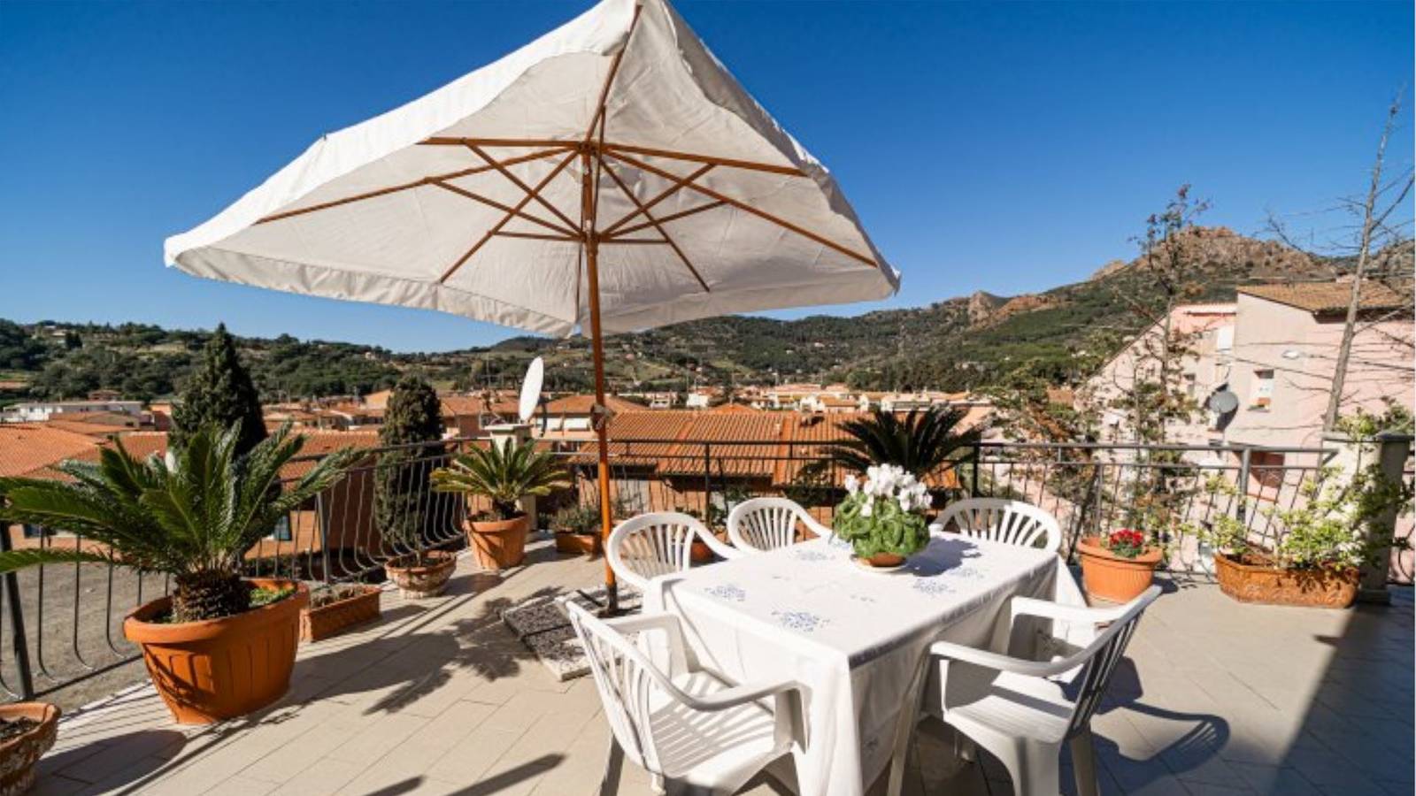 Apartamento vacacional entero, App.Ti Lilly Porto Azzurro - Lilly in Porto Azzurro, Elba