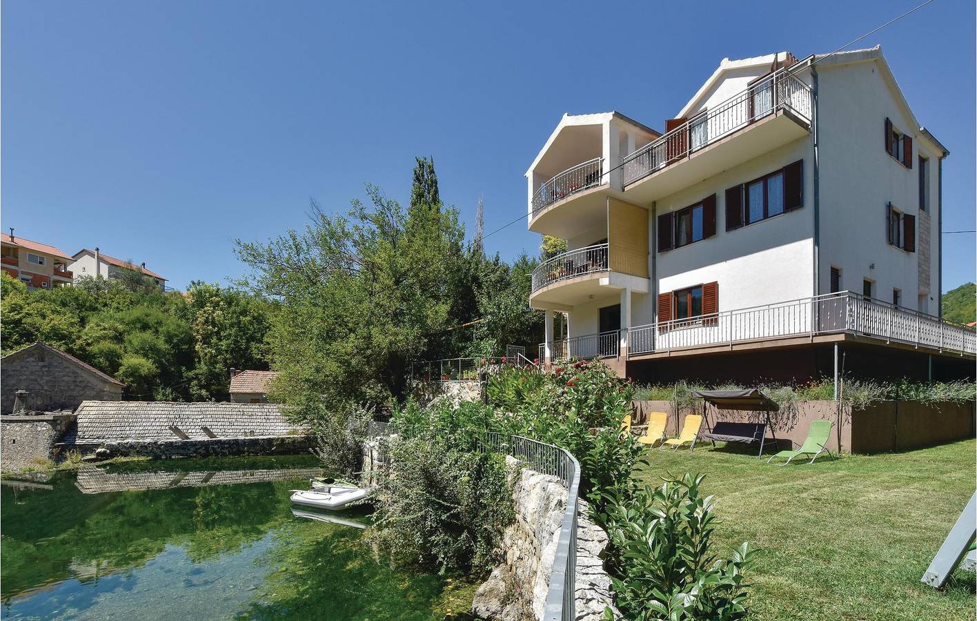 Gemütliche 1-Zimmer-Wohnung mit Terrasse – 500 m vom Fluss Stari Grab entfernt in Dalmatinisches Zagora