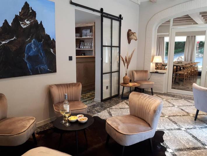 Chalet pour 26 personnes, avec Balcon et Terrasse ainsi que Jardin et Vue à Kluisbergen