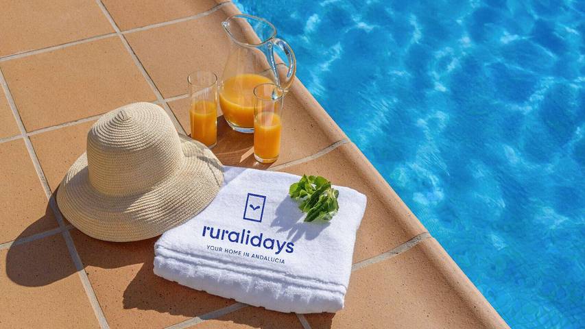 Casa rural para 6 personas, con piscina y balcón/terraza en Sierra de las Nieves - 3