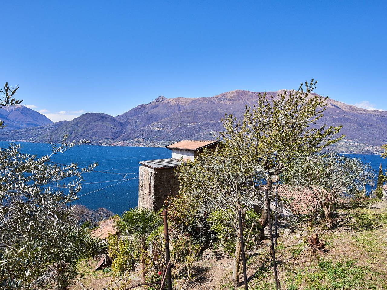 Ganze Wohnung, Mamo in Bellano, Orobie Alpen West