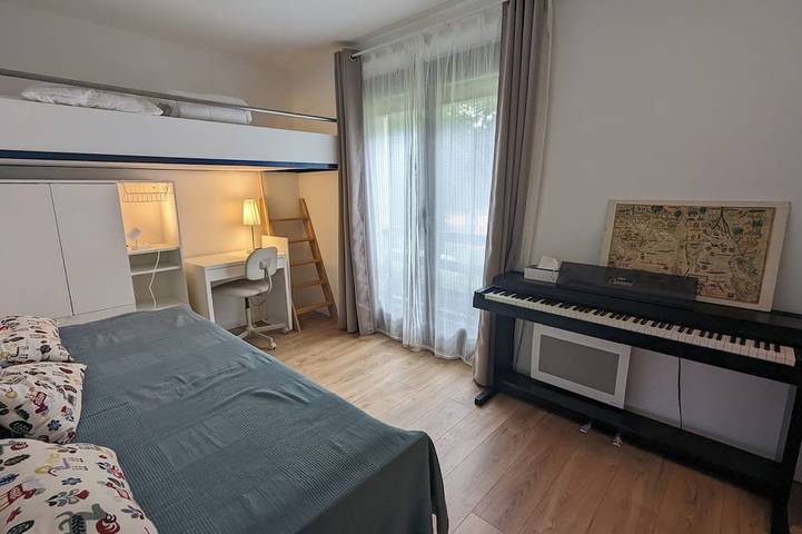 Gîte pour 4 personnes, avec balcon et piscine dans Port Ripaille - 2
