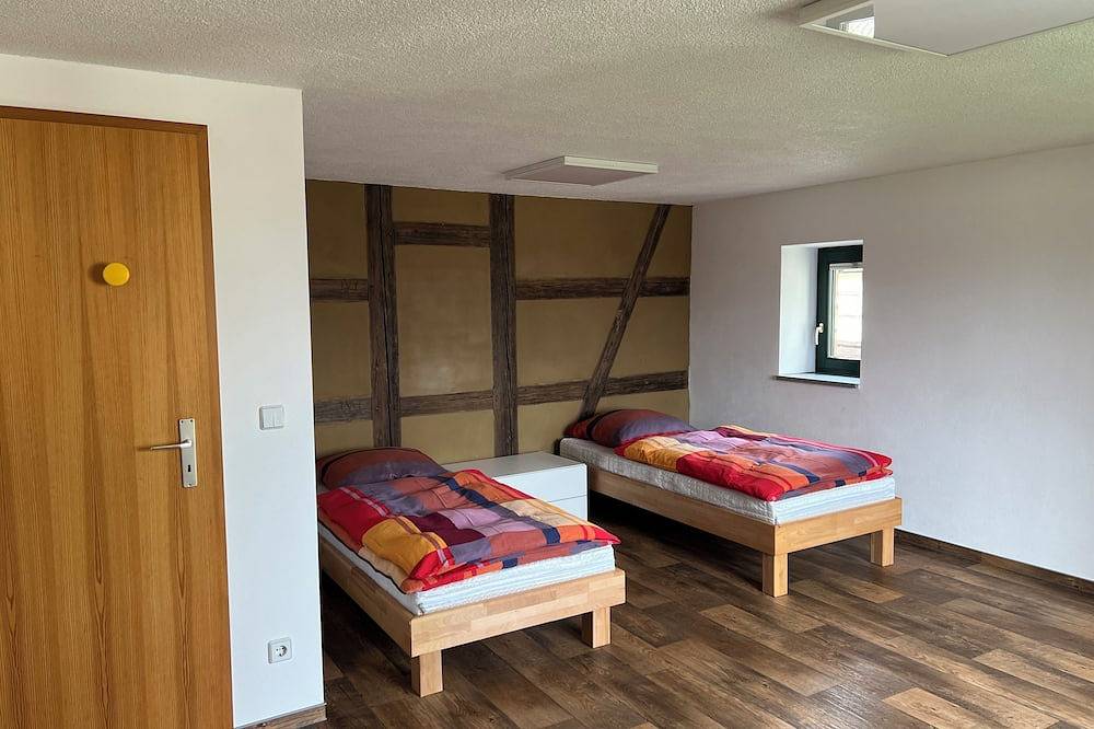 Ganze Wohnung, Ferienwohnung auf dem Bauernhof in einzigartiger Lage in Wildenfels, Chemnitz und Umgebung