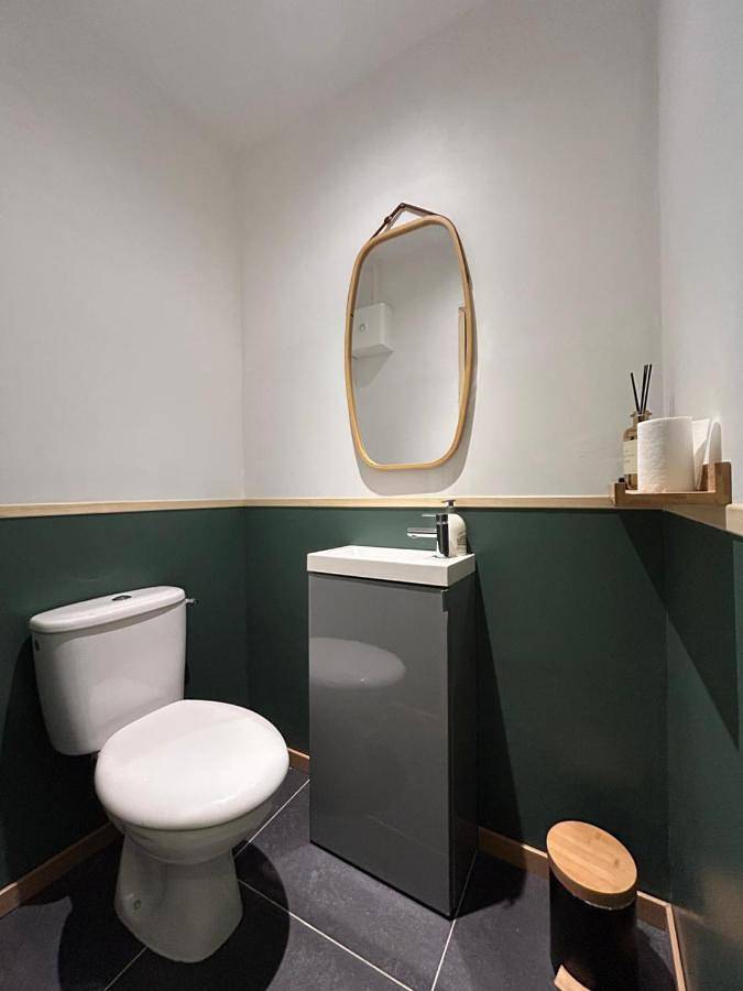 Appartement entier, One-Bedroom Apartment in Mennecy, Essonne