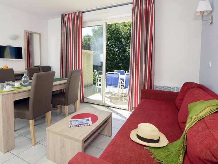 Résidence Odalys Référence Le Domaine des Hauts de Salavas - Apartment 5 persons - 2 rooms for 4/5 people in Salavas, Ardèche