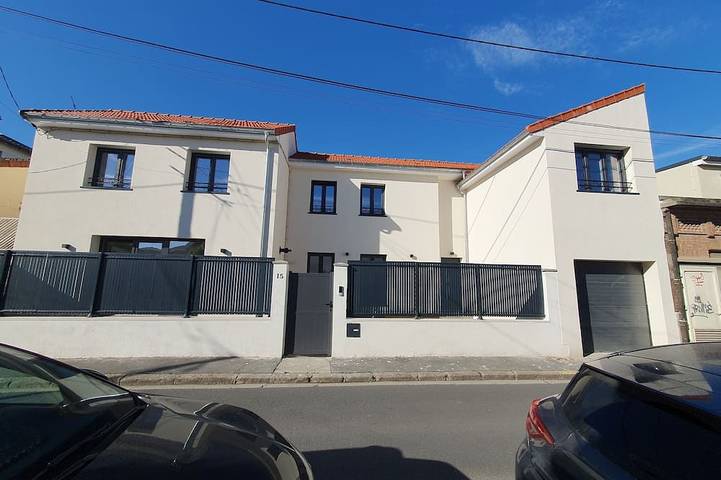 Location de vacances pour 8 personnes à Colombes