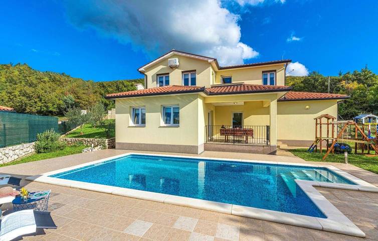 Ferienhaus für 8 Personen, mit Balkon und Garten in Istrien
