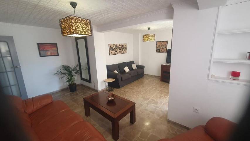 Gîte pour 6 personnes, avec vue et balcon à La Línea de la Concepción - 2