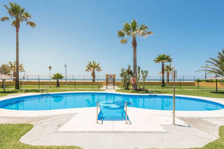 Holiday apartment for 3 people, with balcony and pool - 1