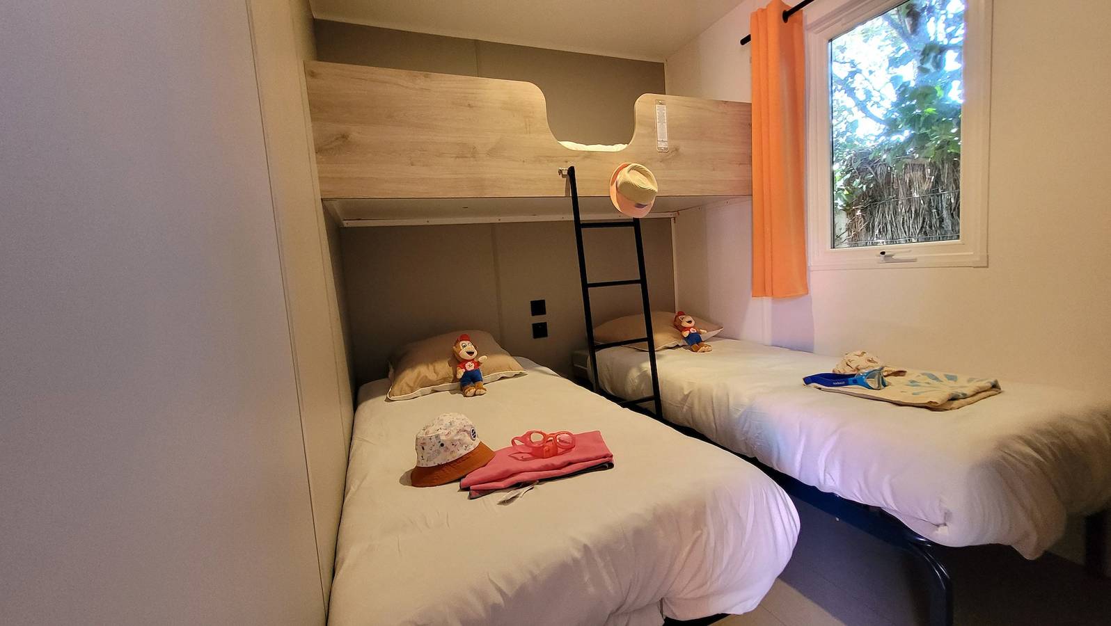 Camping L’Orée du Bois 4* in Hourtin, Parque natural regional del Médoc