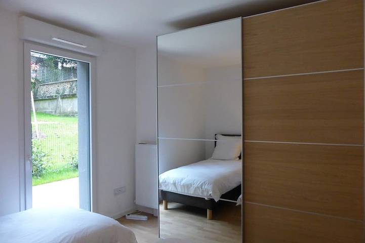 Gîte pour 4 personnes, avec terrasse et jardin à Saint-Cyr-l'École - 4