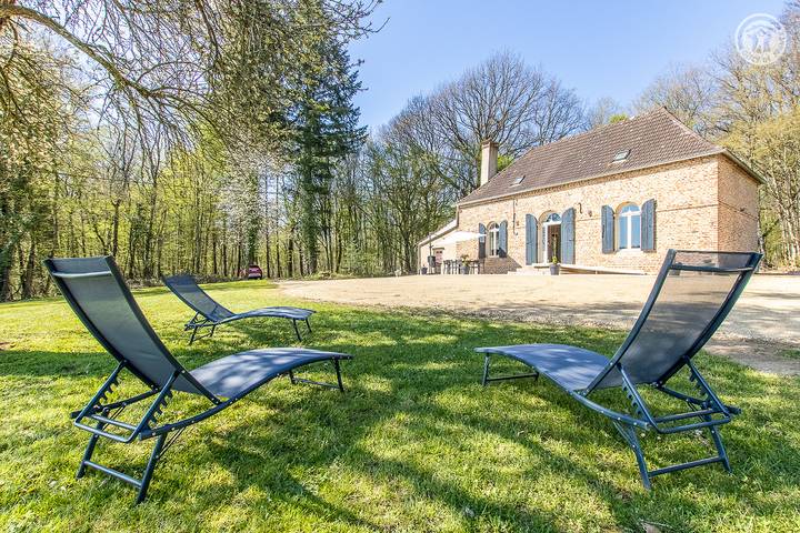Gîte pour 6 personnes, avec Terrasse et Jardin
