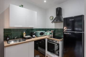 Appartement De Vacances pour 2 Personnes dans Lyon, Rhône, Photo 2