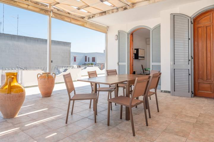 Holiday apartment for 6 people, with garden - 1