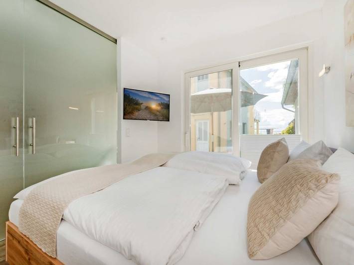 Ferienwohnung für 2 Personen, mit Terrasse und Garten sowie Seeblick in Kamminke - 4