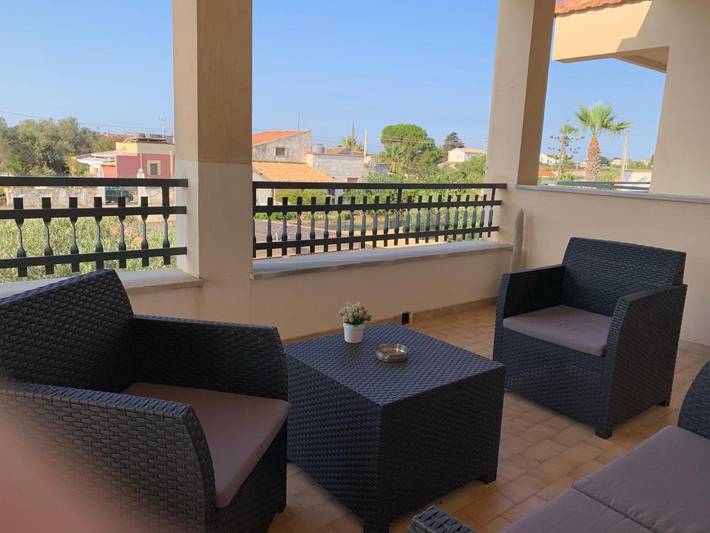 Appartamento per 4 persone, con Balcone e Terrazza nonché Giardino e Panorama a Marausa