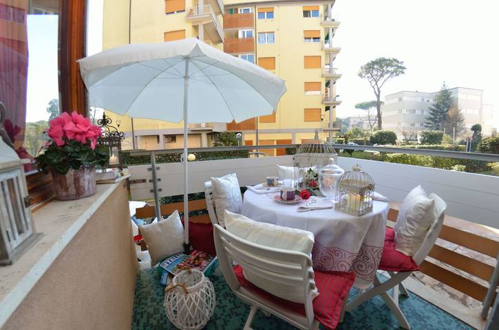 Appartamento per 6 persone, con Balcone e Terrazza a Viareggio