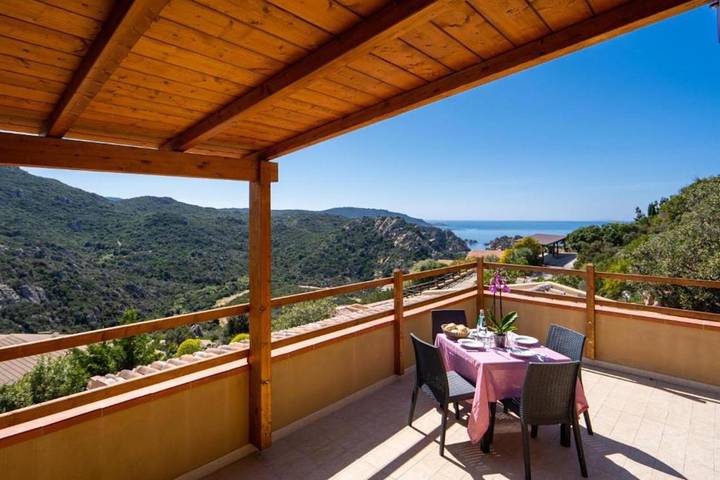 Apartahotel para 6 personas, con Terraza y Piscina en Costa Paradiso