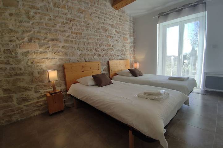 Location de vacances pour 4 personnes à Saint-Privat-de-Champclos - 2