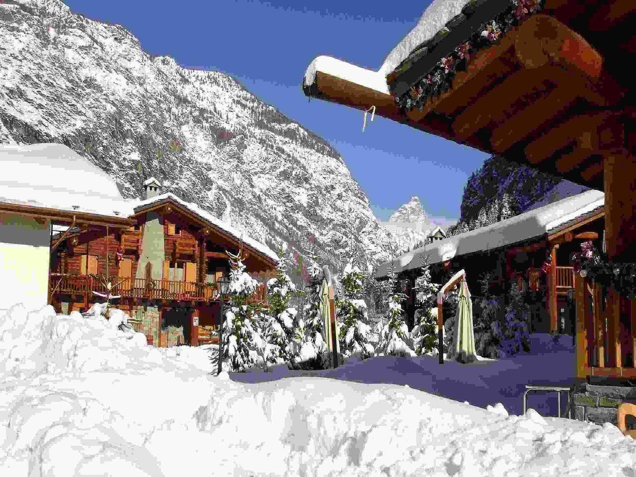 Appartement entier, Escapade en montagne avec animaux de compagnie in Località Filey, Antey-Saint-André