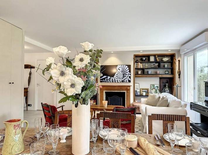 Villa pour 8 personnes, avec piscine ainsi que terrasse et jardin à Deauville
