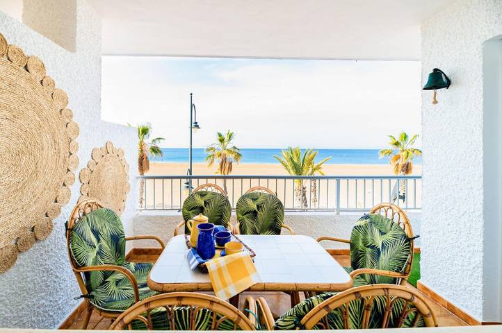 Appartement entier, The Beach (Villa Mar) - Fantastic beach front apartment - Free WiFi in Playa de Bolnuevo (Mazarrón), Mazarrón