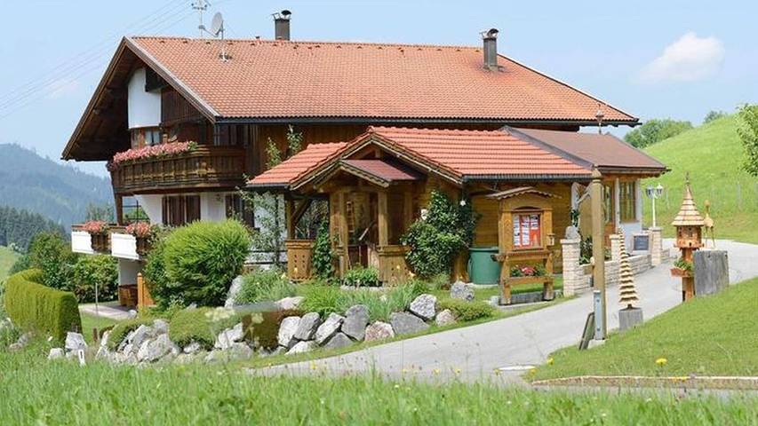 Hütte für 2 Personen, mit Ausblick und Sauna sowie Balkon in Jungholz