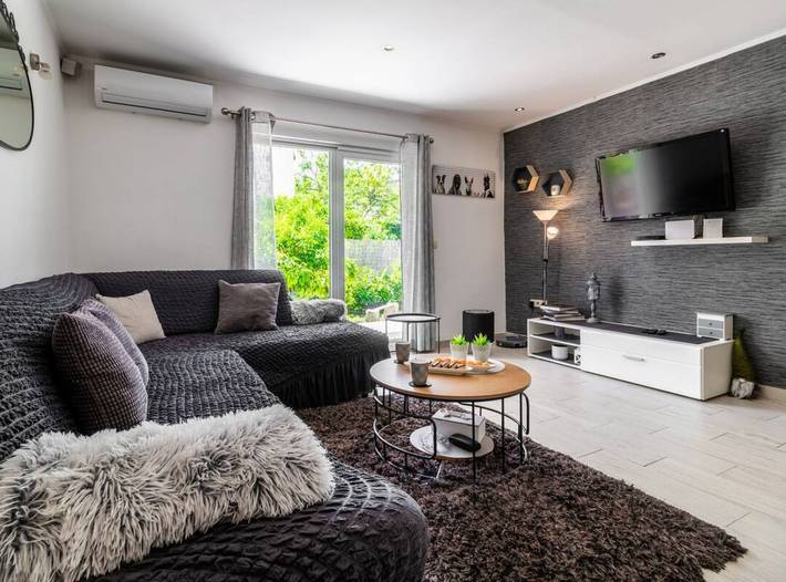 Ferienhaus für 10 Personen, mit Balkon in Kaštela