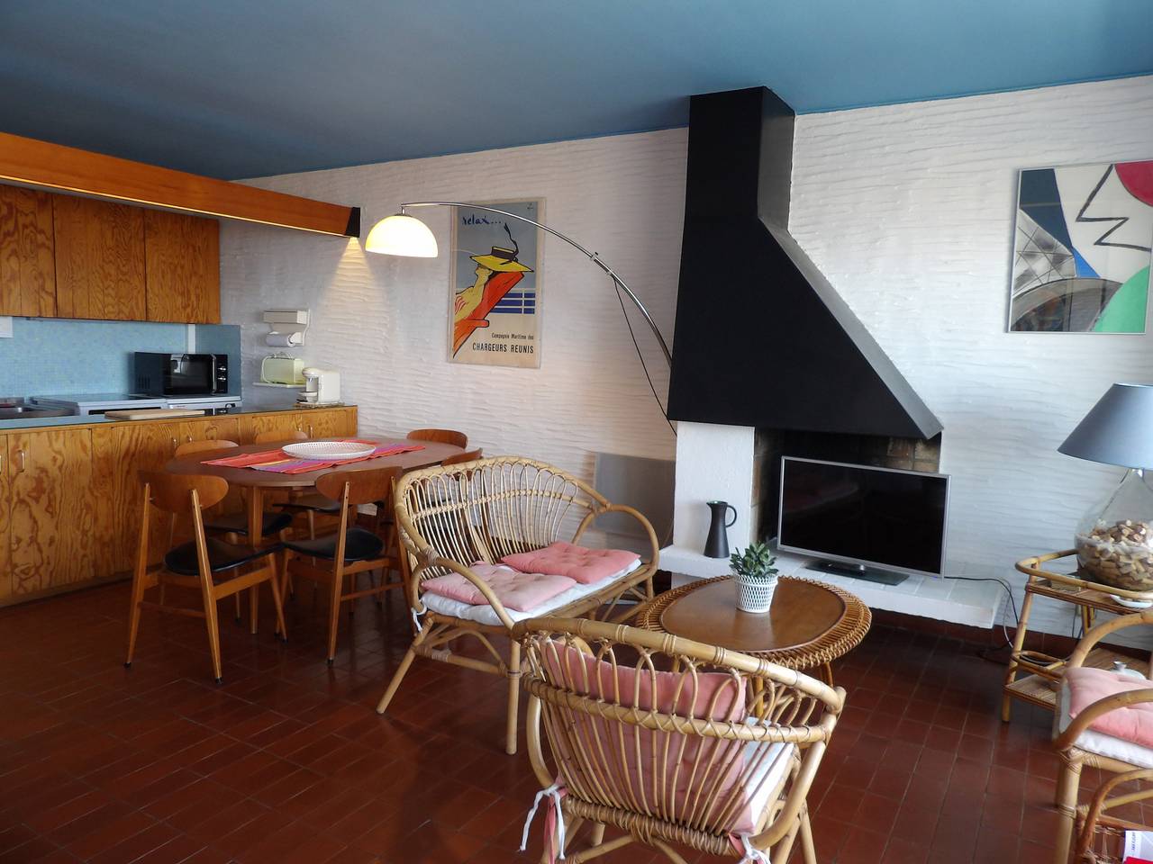 Apartamento entero, Magnífica vista al mar en St Cyprien con los pies en el agua. in Saint-Cyprien-Plage, Saint-Cyprien