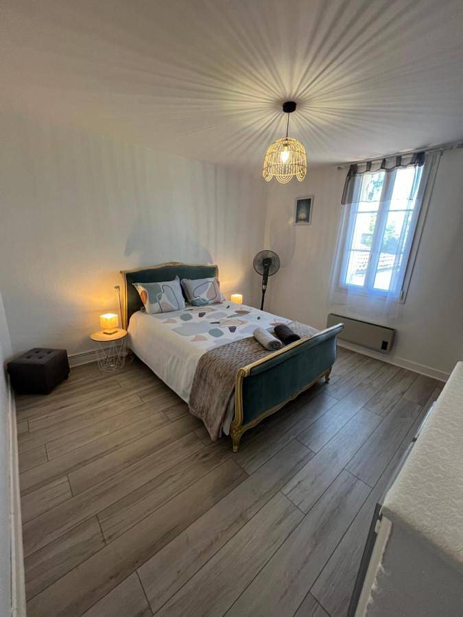 Gîte pour 6 personnes, avec vue et terrasse, adapté aux familles à Saint-Sulpice-de-Faleyrens - 3