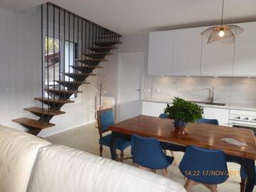 Gîte pour 8 personnes, avec terrasse à Andonville
