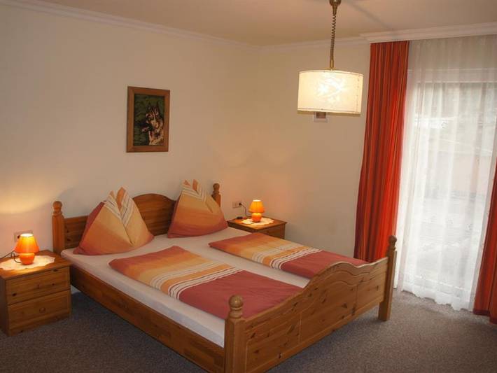 Ganze Ferienwohnung, Appartementhaus Alpina - Appartement Nr. 3 in Hohe Tauern, Flattach