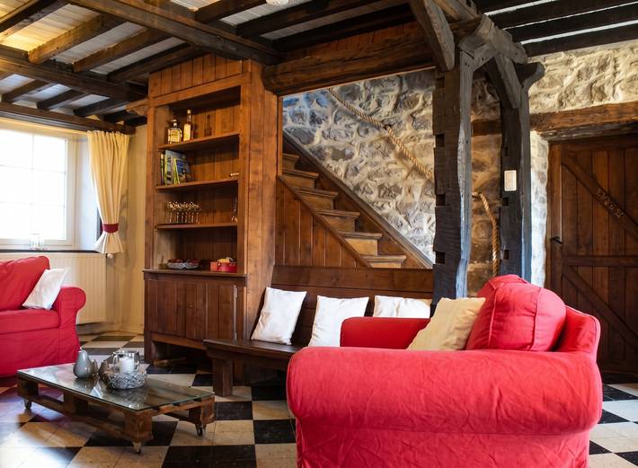 Location de vacances pour 8 personnes, avec jardin ainsi que sauna et terrasse à Viroinval - 4