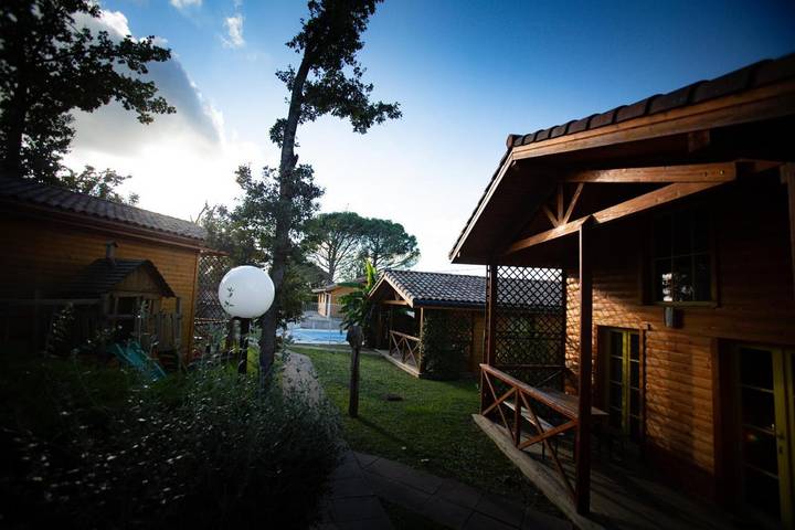Maison de vacances pour 4 personnes, avec Terrasse ainsi que Jardin et Piscine à Fronton