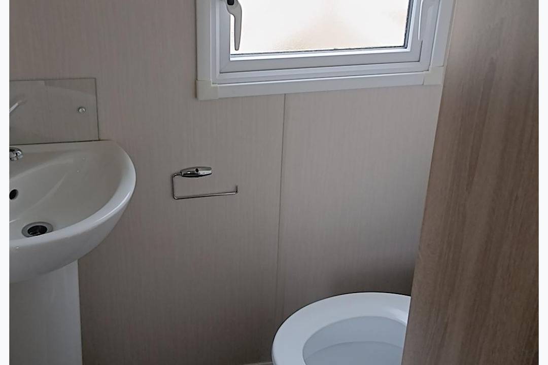 3 Bed-Sleeps 8-Free Parking-10 Min to Beach in Ingoldmells, Lincolnshire