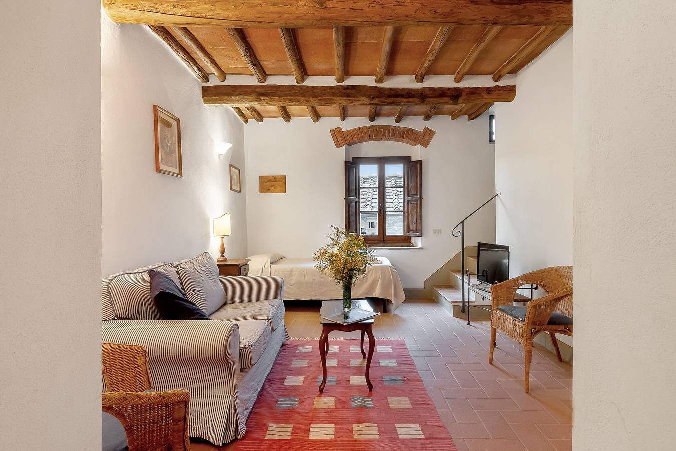 Appartamento intero, Agriturismo Il Forno con vista sulle montagne, piscina in comune e Wi-Fi in Bagno a Ripoli, Firenze province