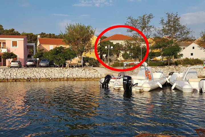 Ganze Wohnung, 1-Zimmer-Ferienwohnung am Strand Veli Rat, Dugi otok -a in Sali, Dugi Otok