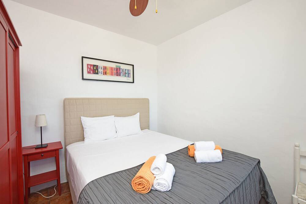 Un Chalet acogedor con estupendas vistas al mar, Free Wifi in Playa de los Alemanes, Tarifa