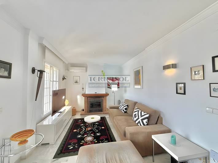 Casa Buganvilla in Vélez with sea views, Wi-Fi, and air conditioning in Caleta de Vélez, Vélez-Málaga