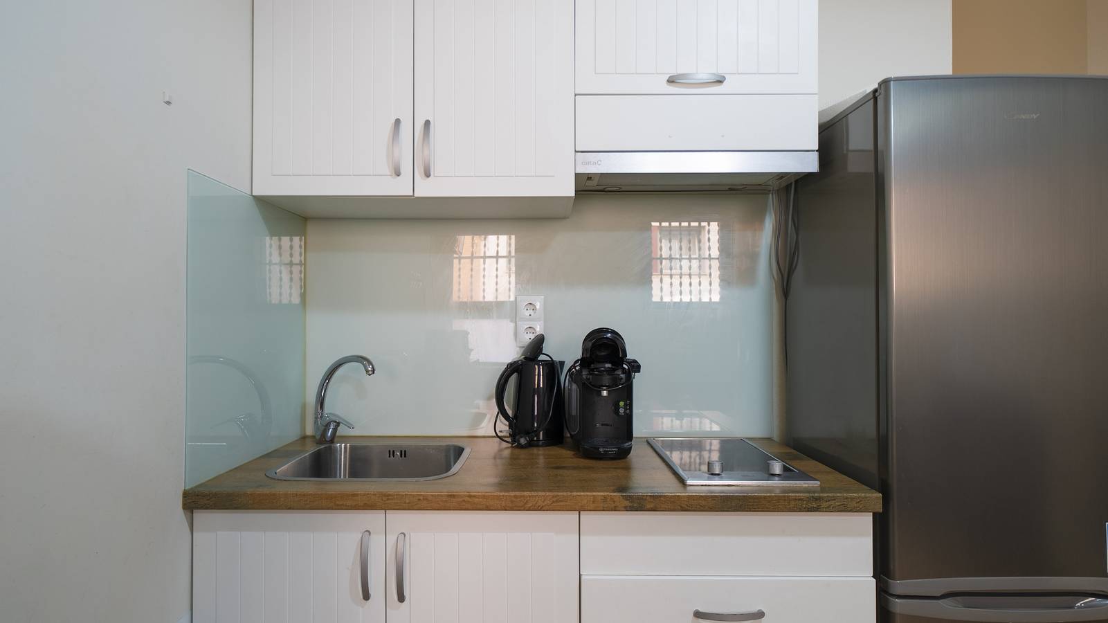 Entire apartment, Holiday apartment for 6 people with terrace in El Barrio, Alicante