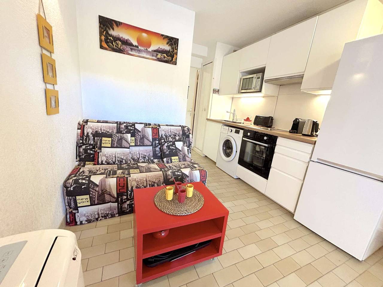 Appartement entier, Studio au calme avec piscine à Sanary-sur-Mer in Sanary-sur-Mer, Région de Toulon