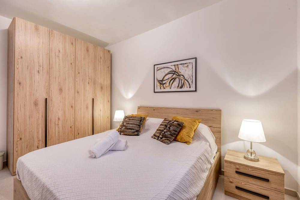 Apartamento inteiro, Amazing apartment with pool in Malta in San Giljan, Ilha de Malta