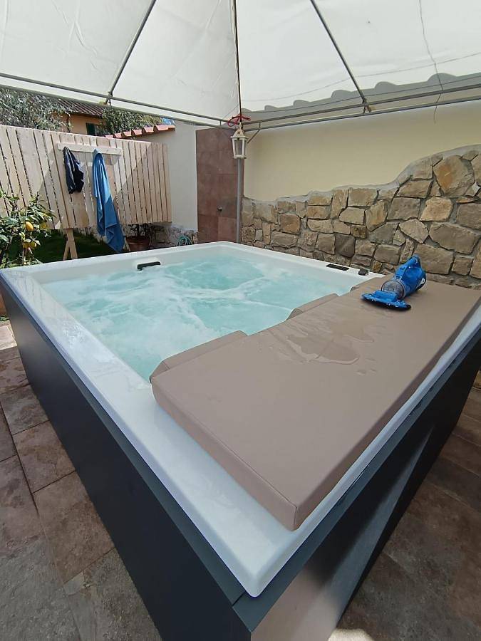 Gîte pour 7 personnes, avec jardin ainsi que piscine et jacuzzi à Scandicci - 2