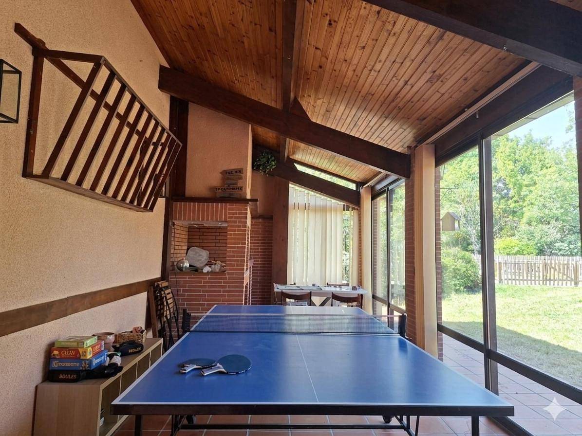 Villa avec piscine et clim pour 12 personnes aux portes de Toulouse in Belberaud, Canal du Midi