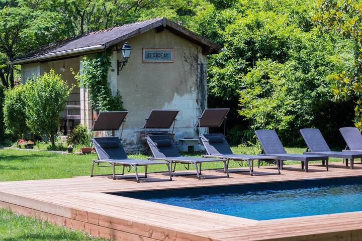Maison de vacances pour 11 personnes, avec jardin et terrasse à Issigeac