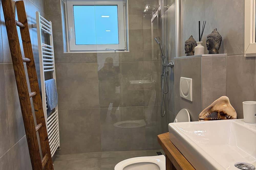 Ganze Wohnung, Ferienwohnung in ruhiger Lage mitten im Kirschenland in Witzenhausen, Werratal