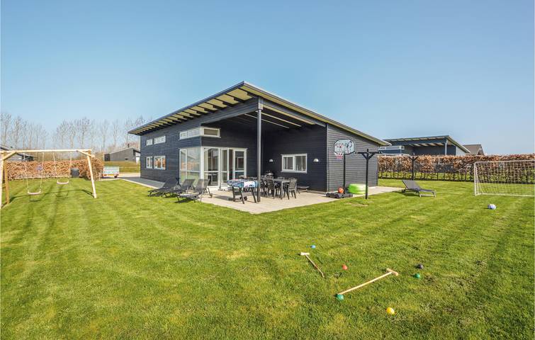 Ferienhaus für 10 Personen, mit Terrasse und Whirlpool sowie Garten und Sauna in Råde Strand