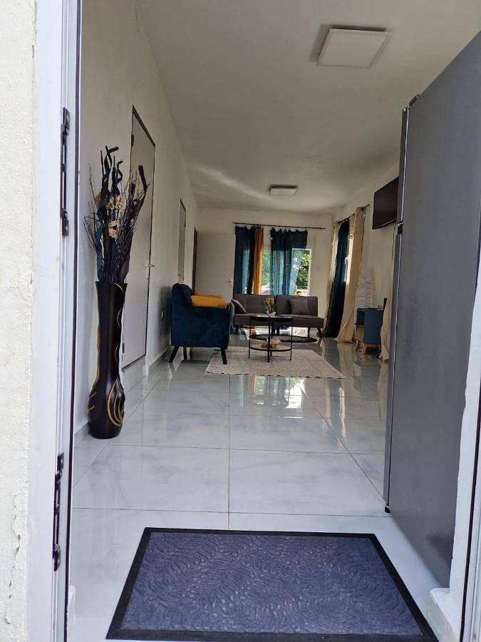 Location de vacances pour 5 personnes, avec balcon à Bouéni - 3