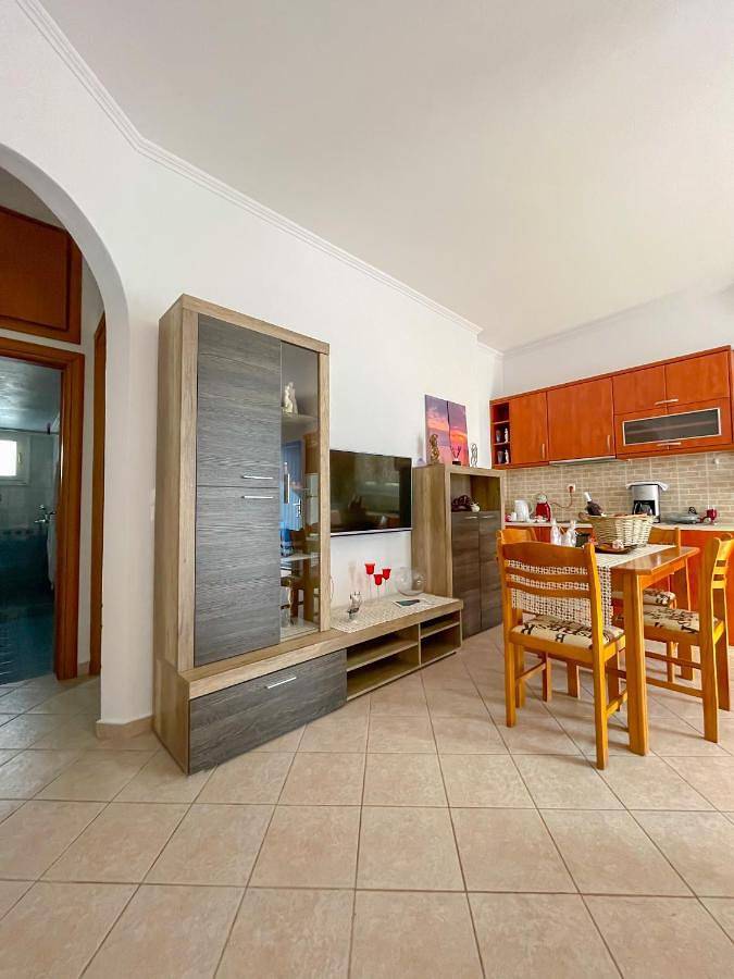Location de vacances pour 4 personnes, avec terrasse, animaux acceptés dans Adamas - 4